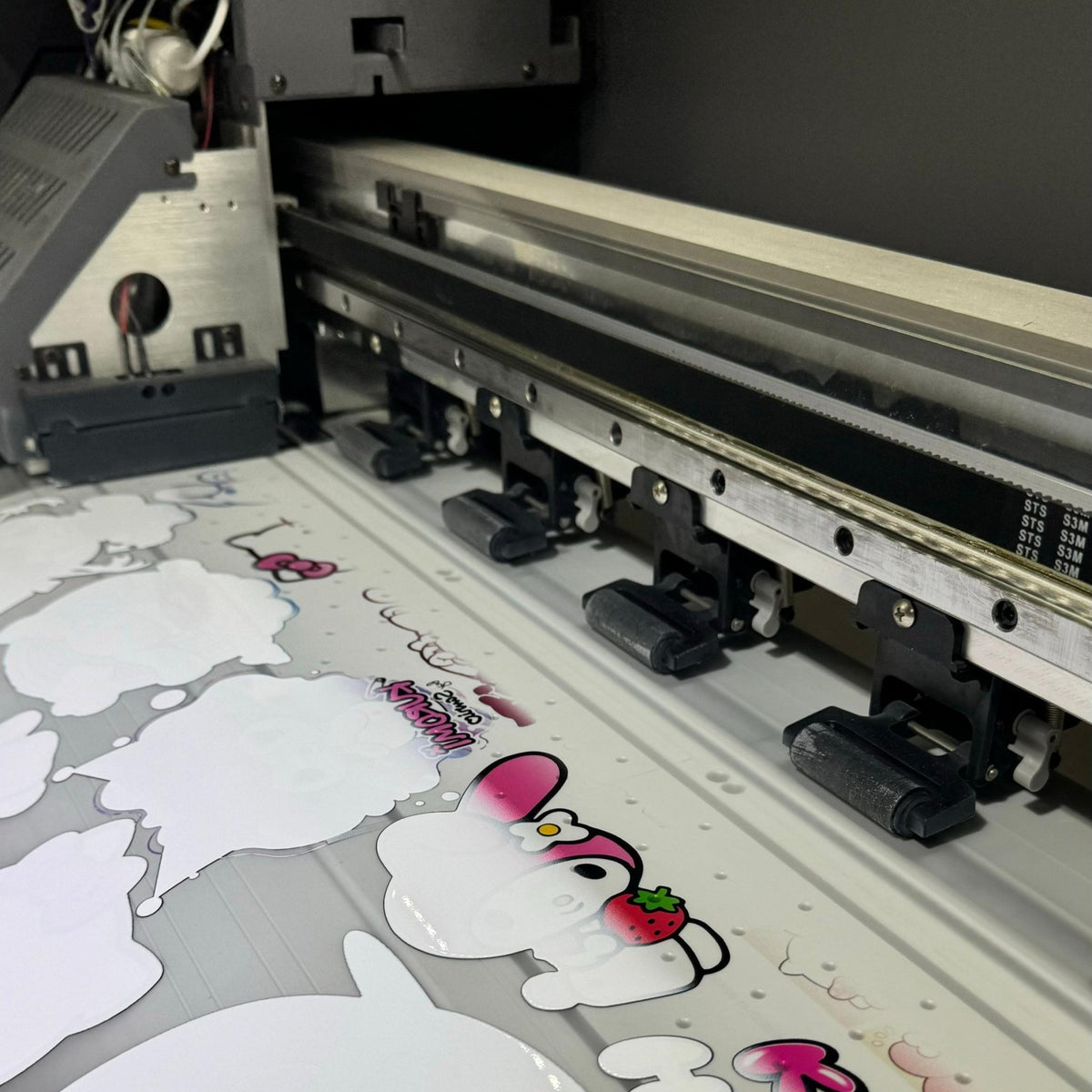Impresión DTF textil clásico personalizada para prendas. Crea tu lienzo